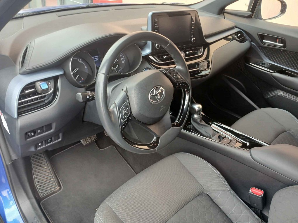 Toyota C-HR 1.8i 