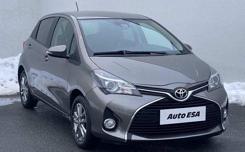 Toyota Yaris 1.4 VVT-i Dynamic