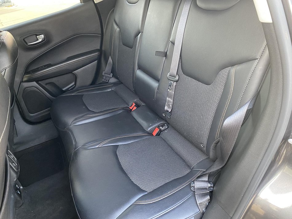 Jeep Compass 2.0CRDI 