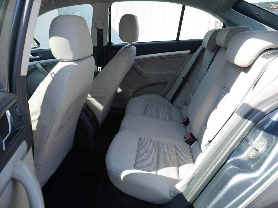 Škoda Octavia II 1.6 MPi 