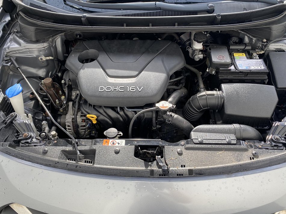 Hyundai I30 1.6i 