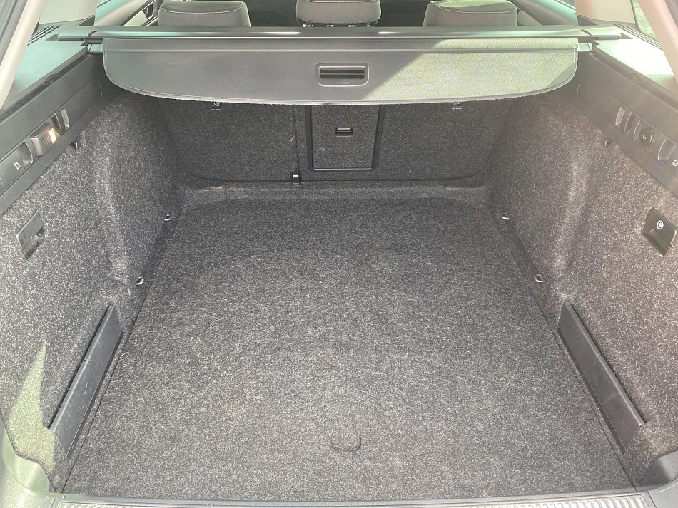 Škoda Superb III 1.6 TDi 