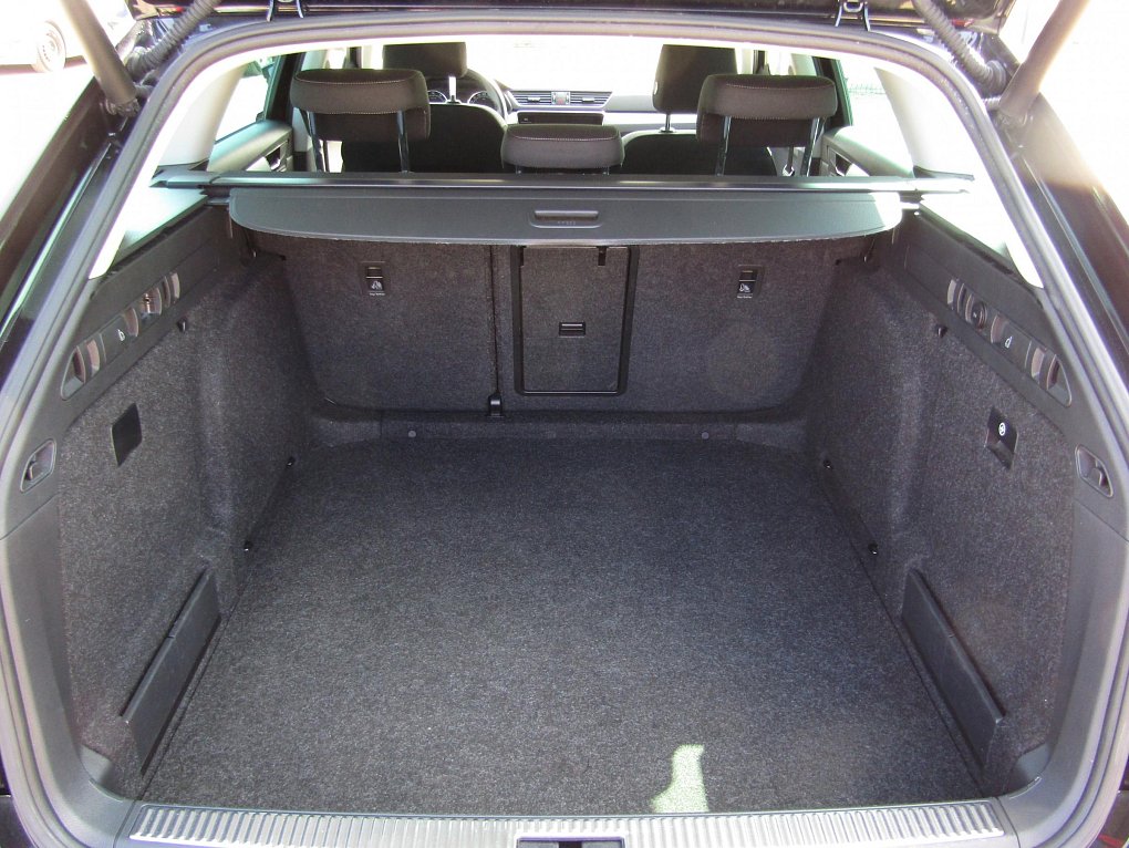 Škoda Superb III 2.0 TSi SportLine