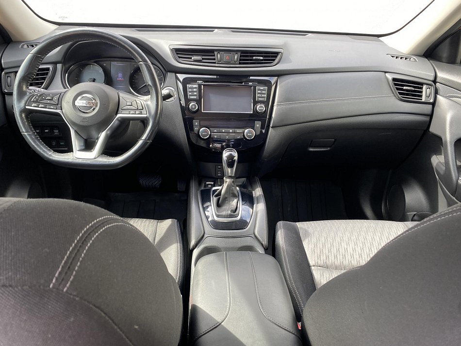 Nissan X-Trail 2.0dCi  4x4, 7míst