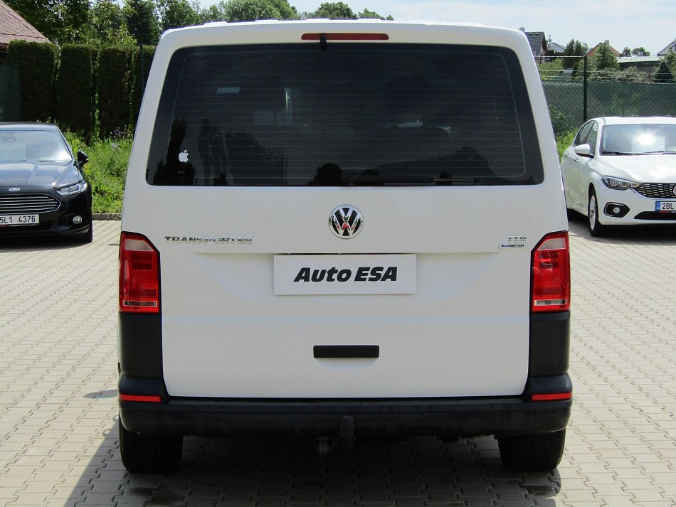 Volkswagen Transporter 2.0TDi  5míst