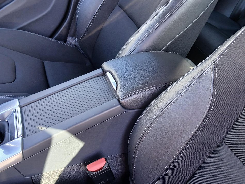 Volvo V60 2.0D Momentum