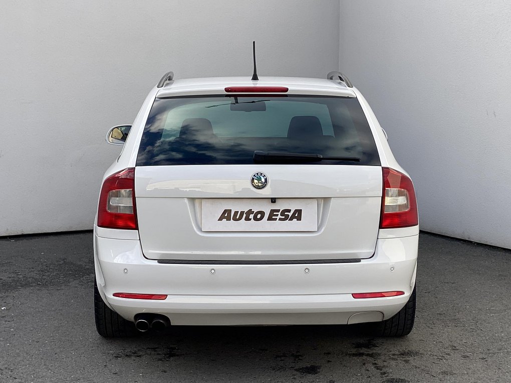 Škoda Octavia II 2.0 TSi RS