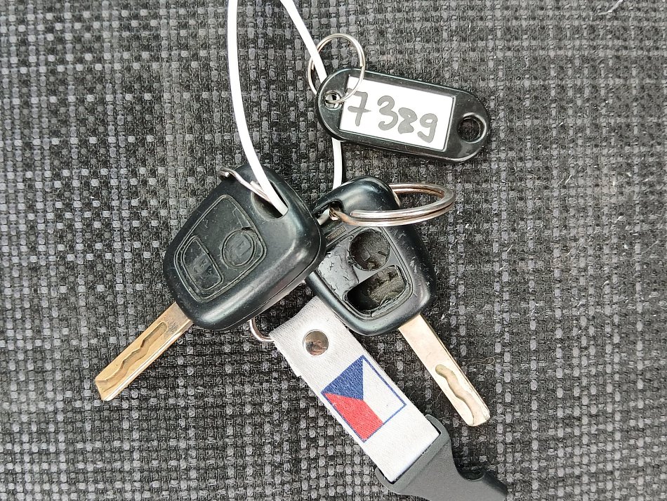 Peugeot 307 1.6i 