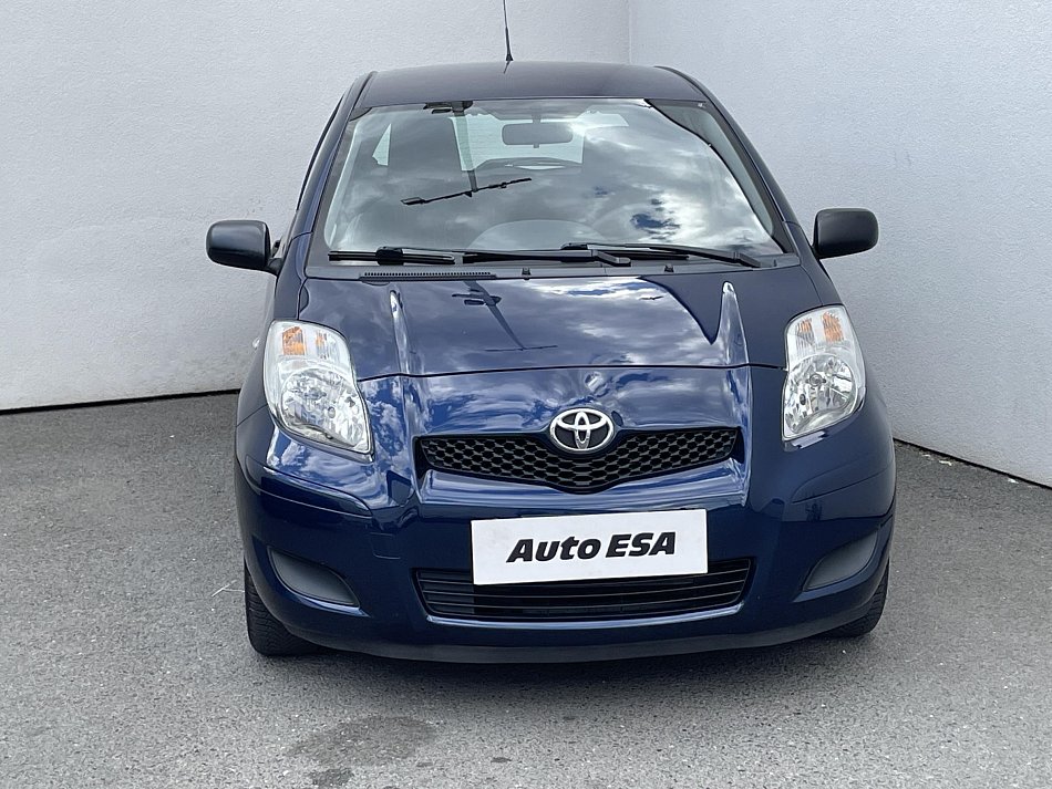 Toyota Yaris 1.0 VVT-i Cool