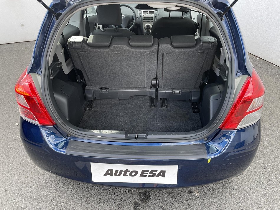 Toyota Yaris 1.0 VVT-i Cool