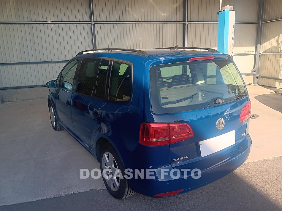 Volkswagen Touran 1.6 TDi 