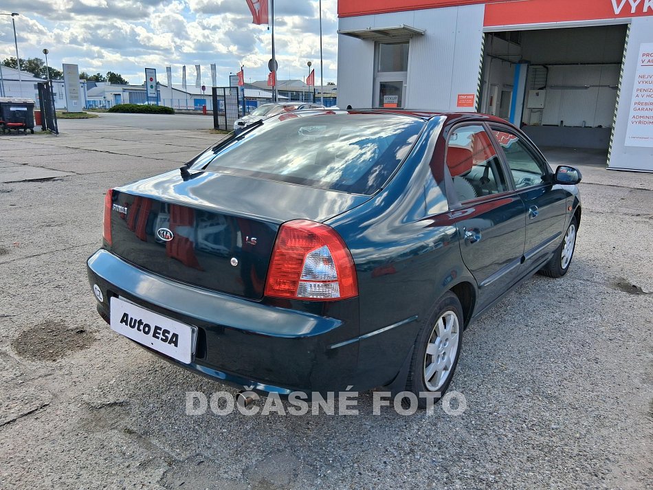 Kia Shuma 1.6i 