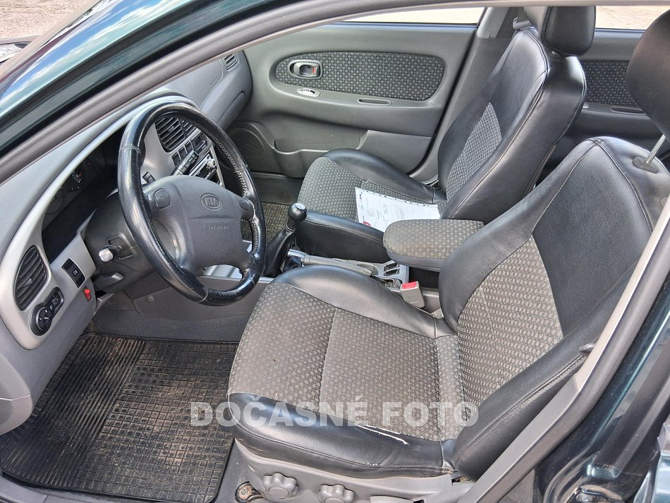 Kia Shuma 1.6i 