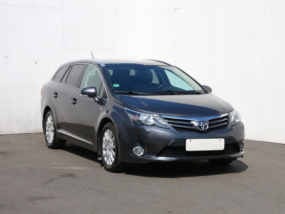 Toyota Avensis 2.2 D-4D Live