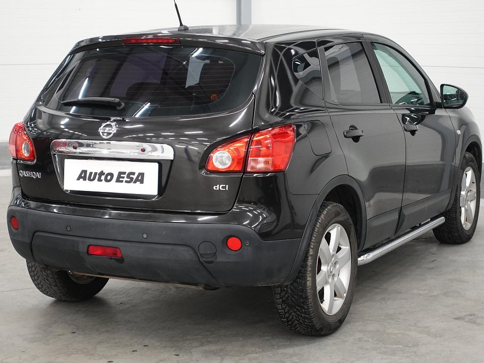 Nissan Qashqai 2.0  4x4