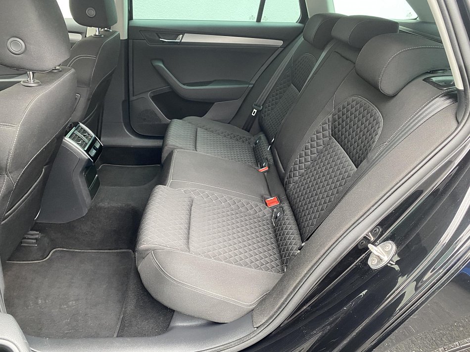 Škoda Superb III 1.4 TSi Style