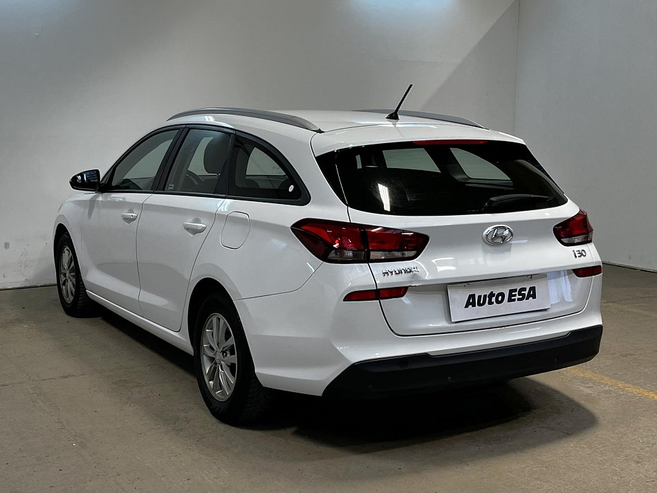 Hyundai I30 1.4 T Trikolor