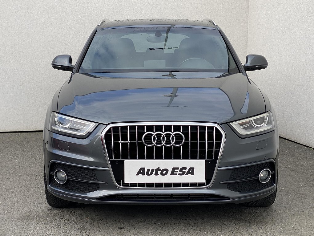 Audi Q3 2.0 TDi S-line quattro