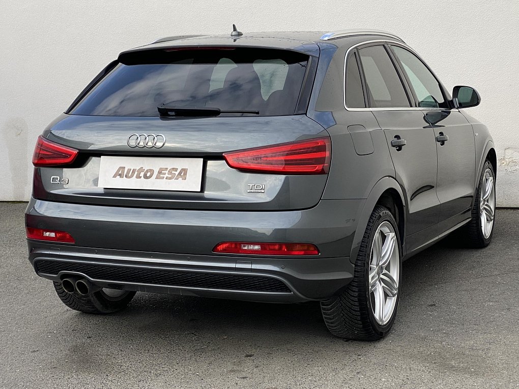 Audi Q3 2.0 TDi S-line quattro