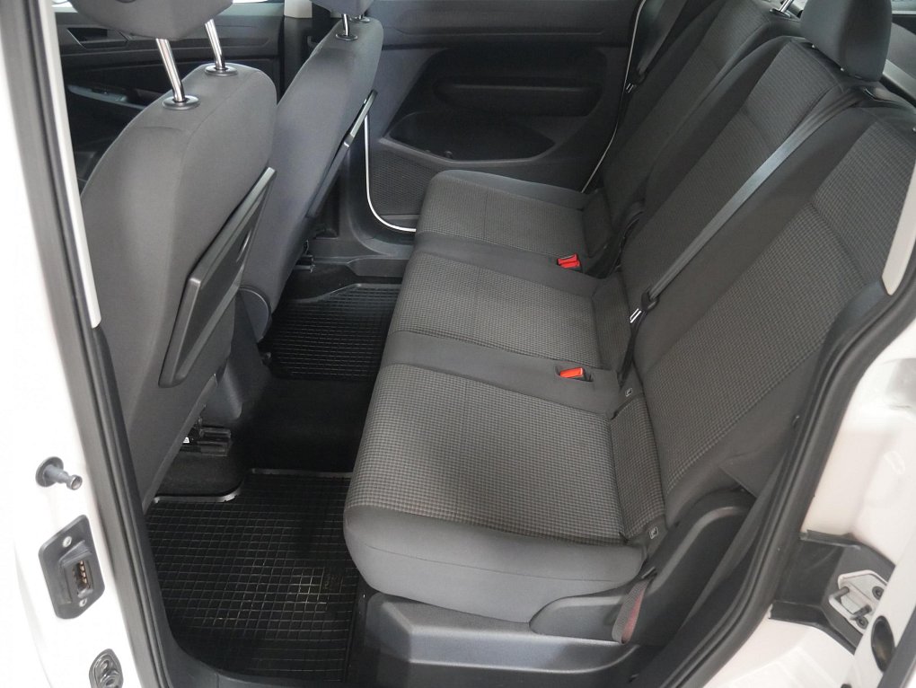 Volkswagen Caddy 1.5TSi 