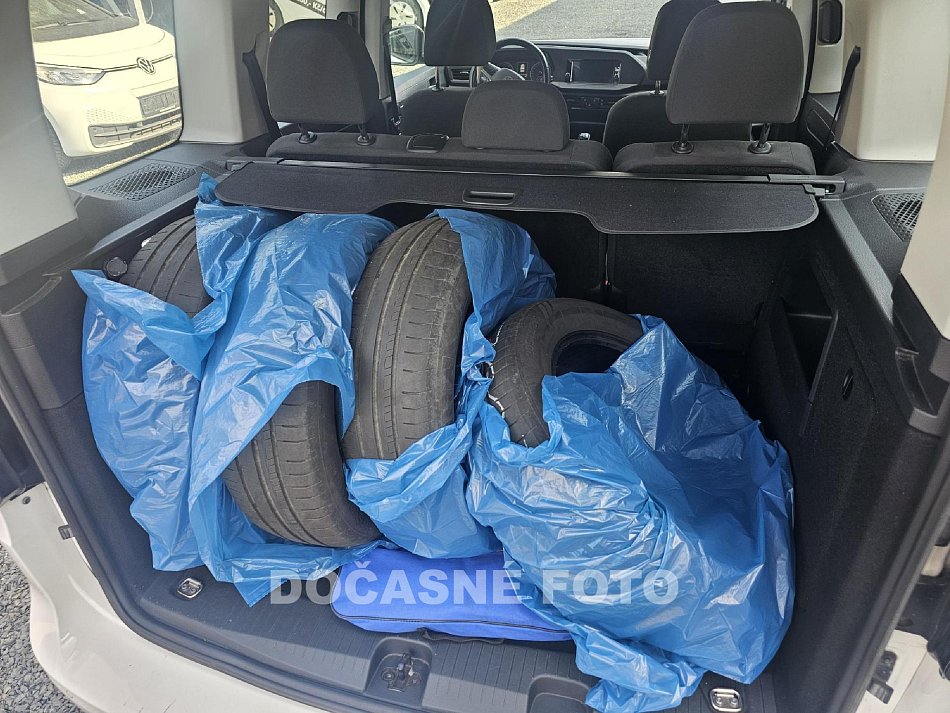 Volkswagen Caddy 1.5TSi 