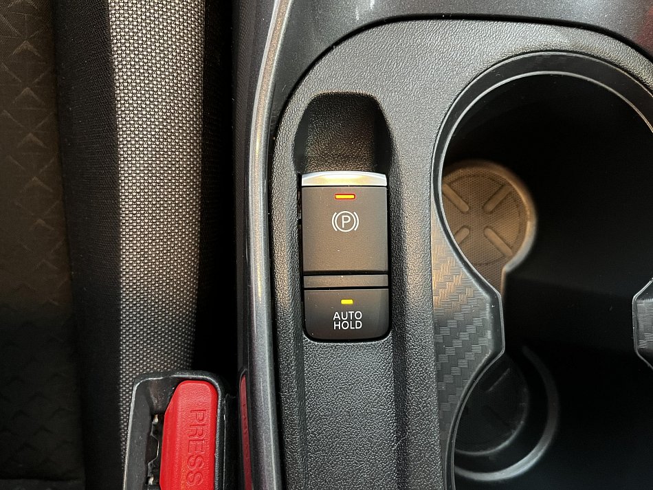 Nissan Juke 1.0 DiG-T N-Connecta