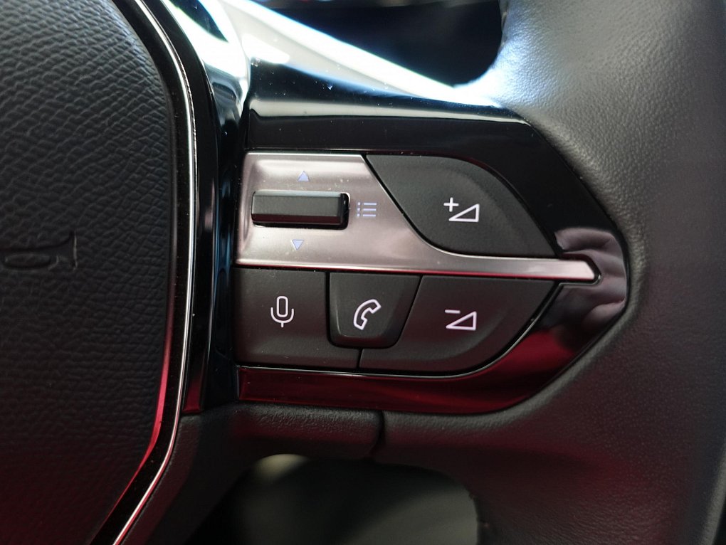 Peugeot 308 1.2PT 