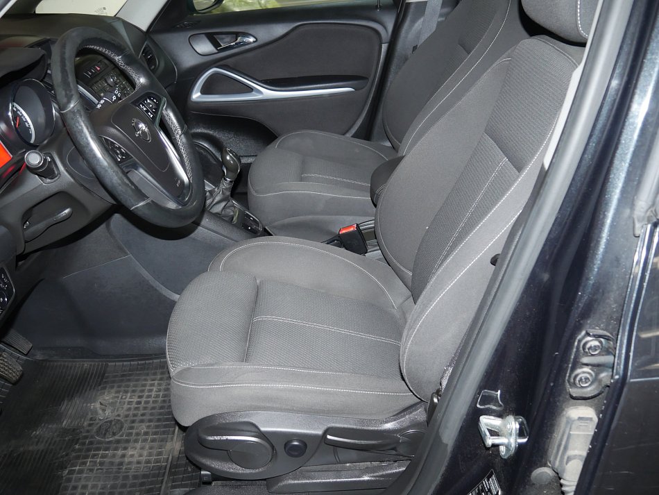 Opel Zafira 2.0 CDTI 