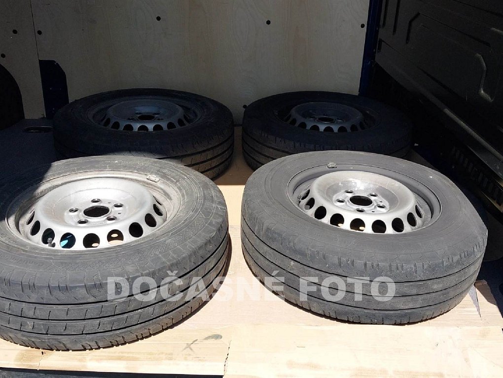 Volkswagen Crafter 2.0TDi  L2H1