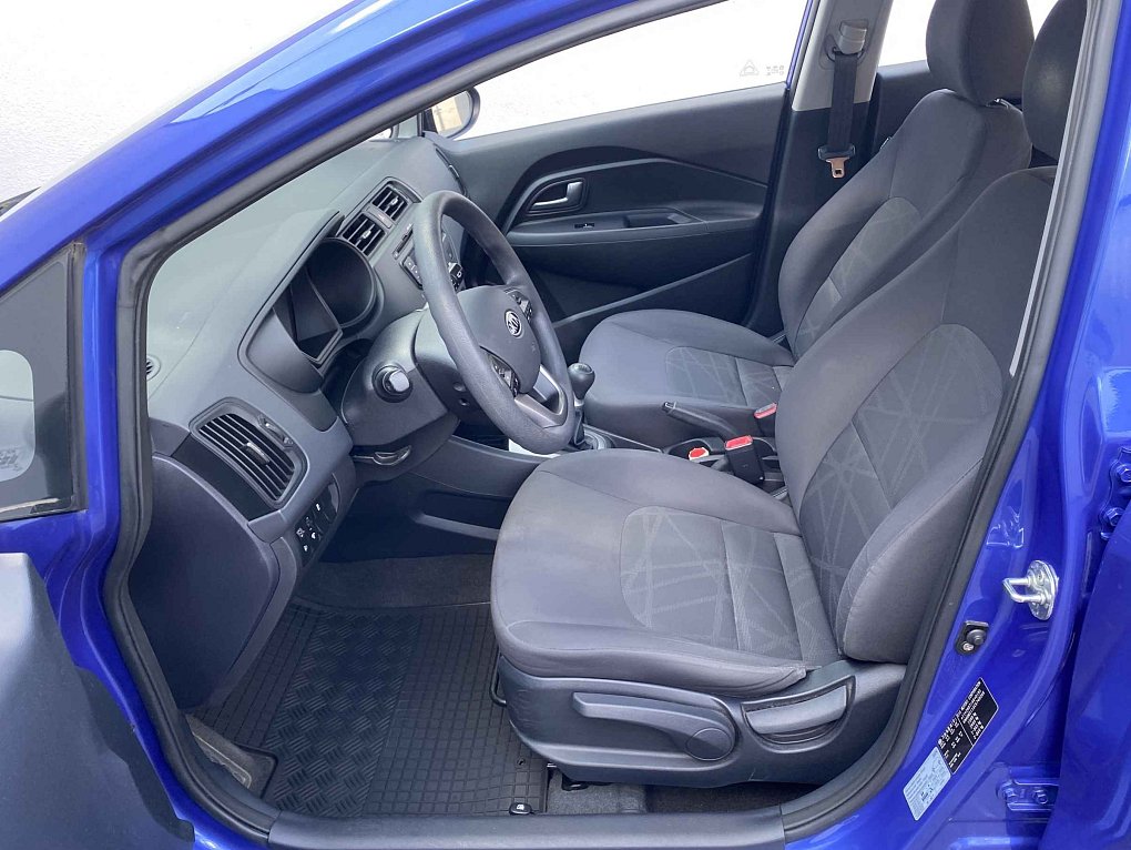 Kia Rio 1.2i 