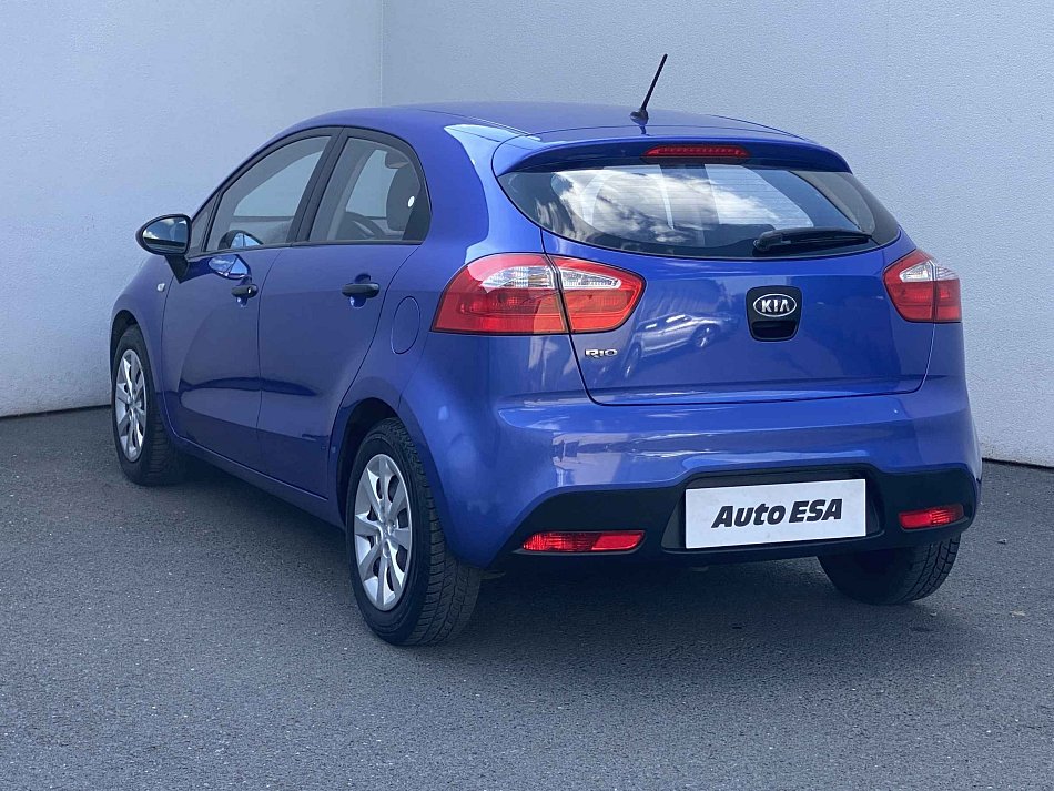 Kia Rio 1.2i 