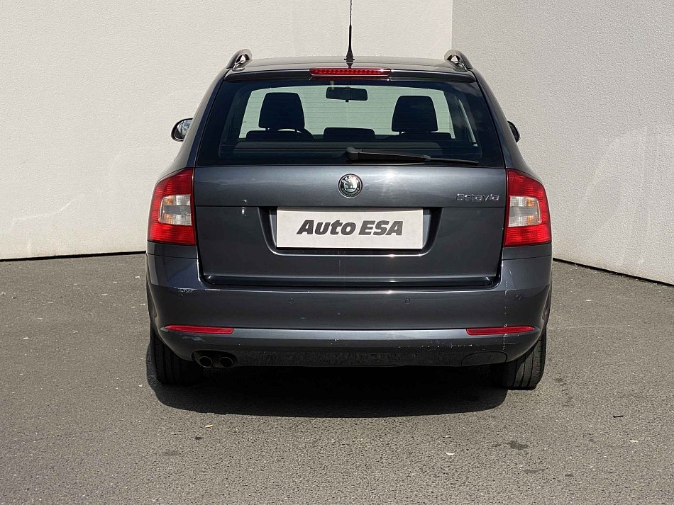 Škoda Octavia II 1.4 TSi Ambiente