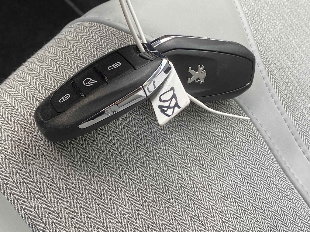 Peugeot 3008 1.2 PT Allure