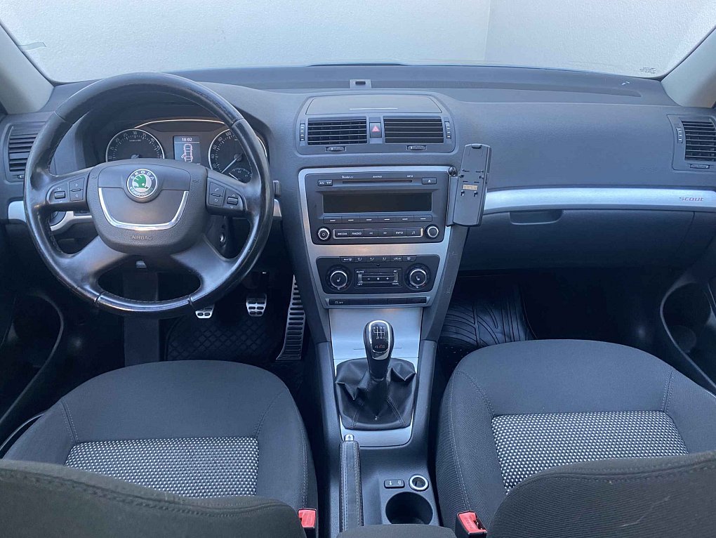 Škoda Octavia II 2.0 TDi Scout 4x4