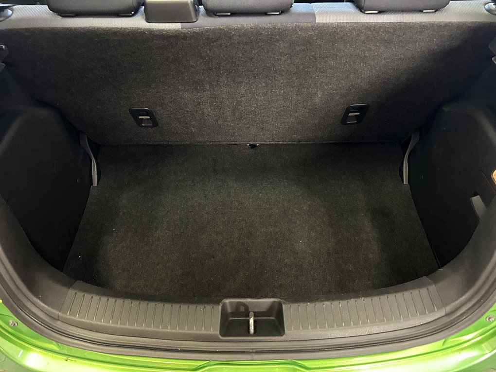 Mazda 2 1.4i 