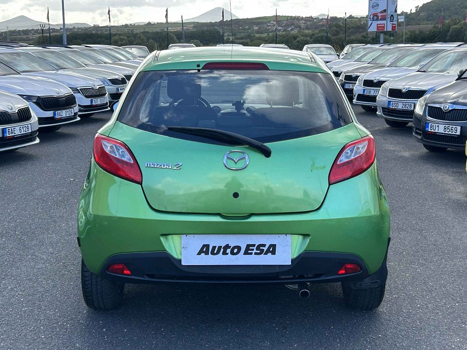 Mazda 2 1.4i 