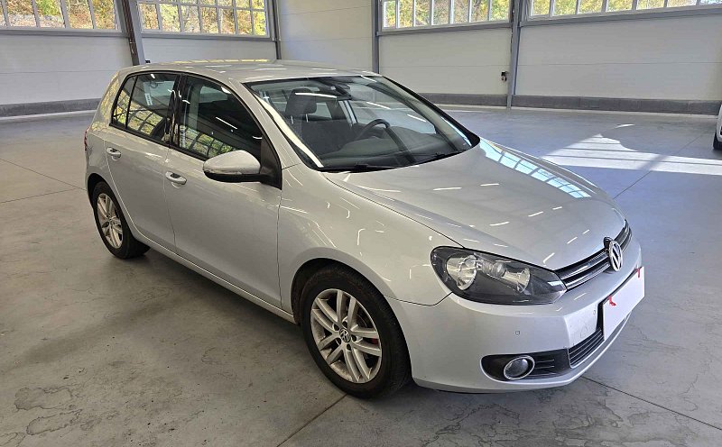 Volkswagen Golf 1.6 TDi 