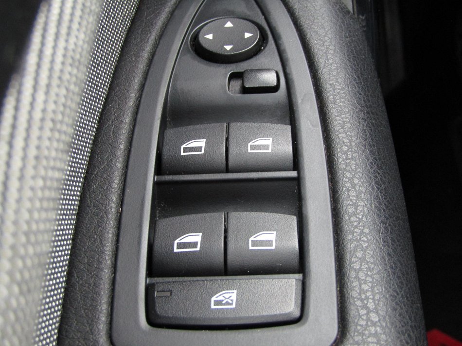 BMW Řada 1 1.6i  116i