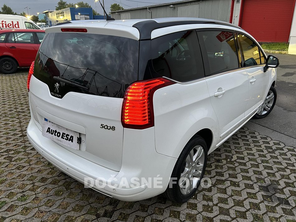 Peugeot 5008 2.0HDi 