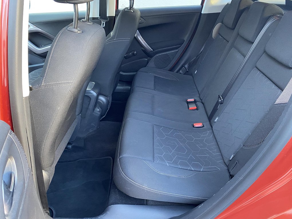 Peugeot 2008 1.2PT Style