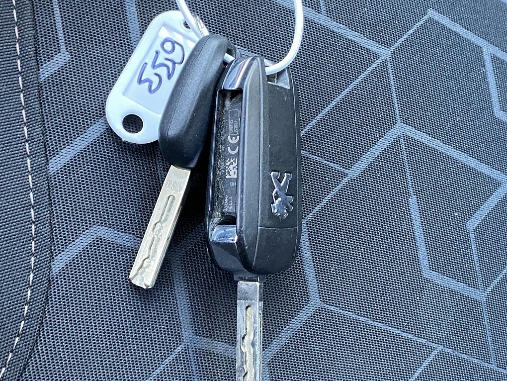 Peugeot 2008 1.2PT Style