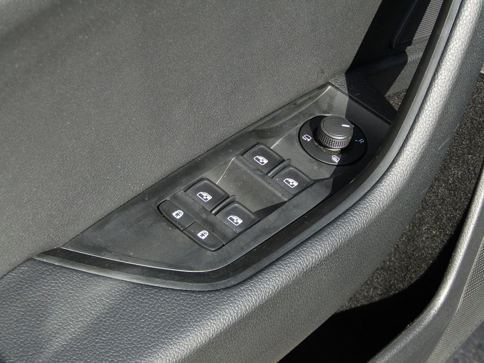 Škoda Superb III 2.0 TSi SportLine