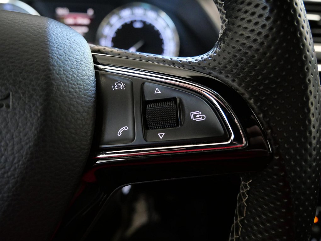 Škoda Superb III 2.0TDi SportLine 4x4