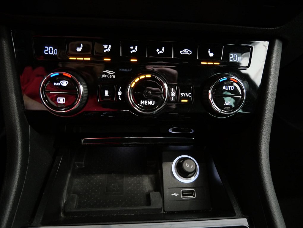 Škoda Superb III 2.0TDi SportLine 4x4