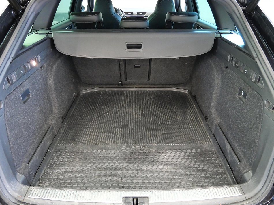 Škoda Superb III 2.0TDi SportLine 4x4