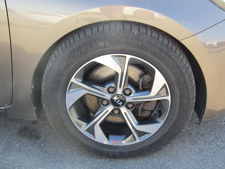 Kia Ceed 1.6GDi 