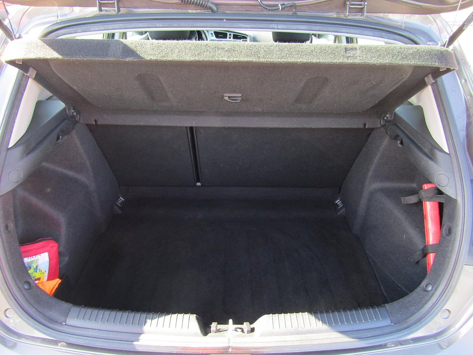 Kia Ceed 1.6GDi 