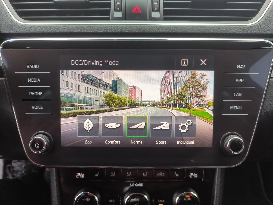 Škoda Superb III 2.0 TDi L&K 4x4