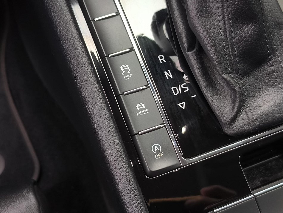 Škoda Superb III 2.0 TDi L&K 4x4