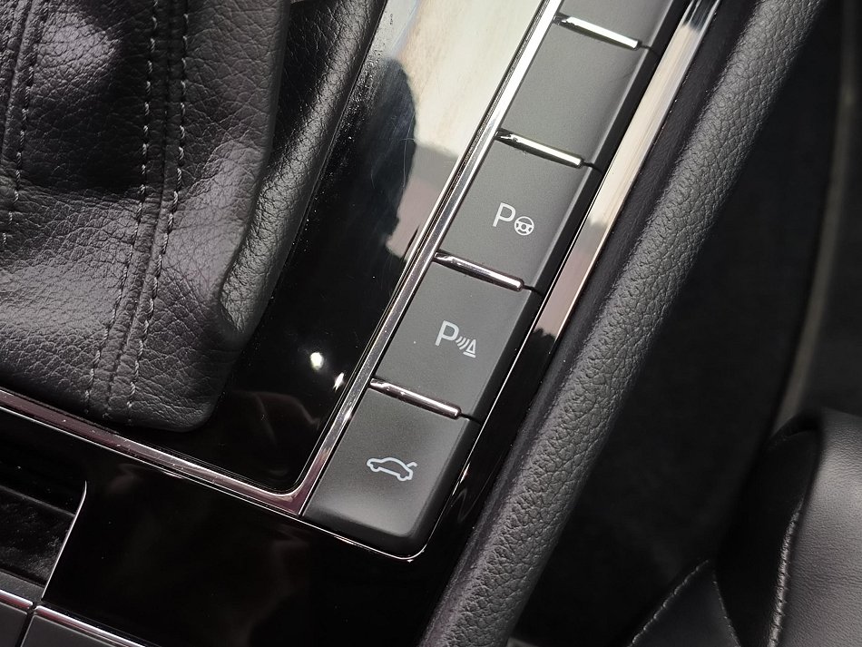 Škoda Superb III 2.0 TDi L&K 4x4
